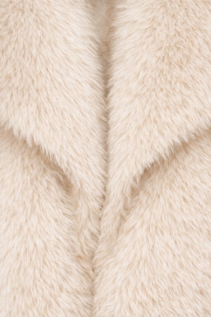ELISIR – Luxury Eco Fur Cropped Jacket